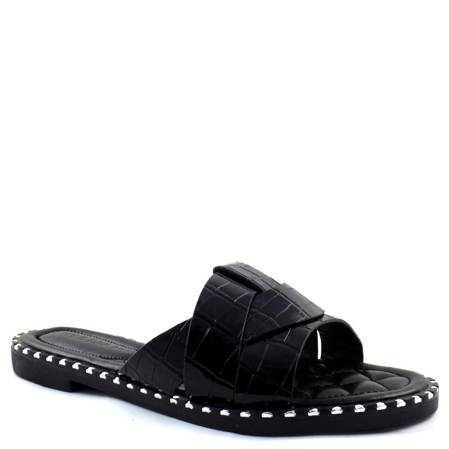 Flat Sandals Wild Diva Studded Sandals Wild Diva Lounge Open Toe